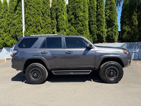 Used 2023 Toyota 4Runner SR5 Premium AWD/4WD image 10