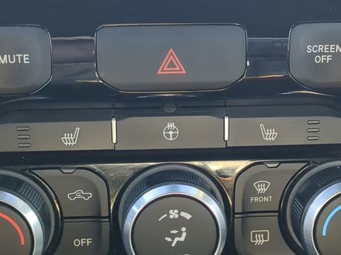 Used 2022 RAM 1500 Big Horn image 23