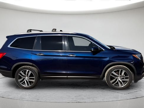 Used 2016 Honda Pilot Elite image 2