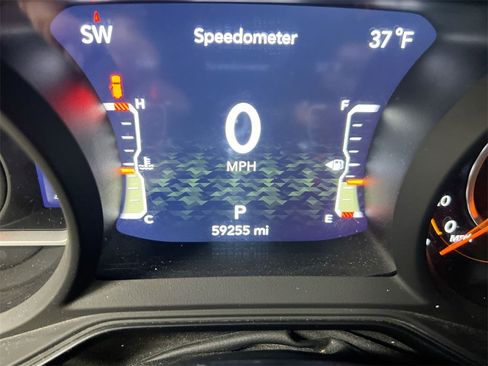 Used 2024 Jeep Wrangler Unlimited Rubicon w/ XTREMEE 35" Tire Package image 12