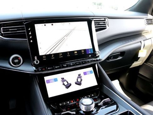 New 2026 Jeep Grand Wagoneer L Summit image 13