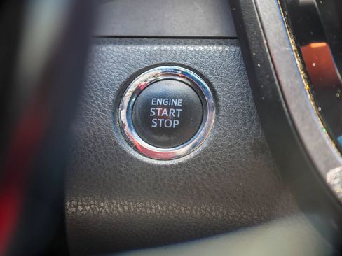 Used 2020 Toyota Camry XSE FWD image 15