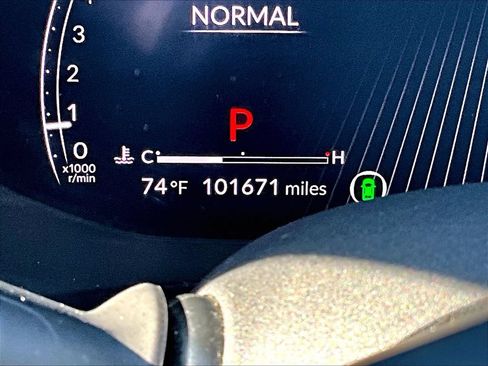Used 2023 Acura MDX SH-AWD w/ Technology Package image 19