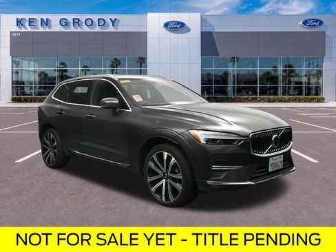 Used 2023 Volvo XC60 B5 Ultimate w/ Climate Package AWD/4WD image 1