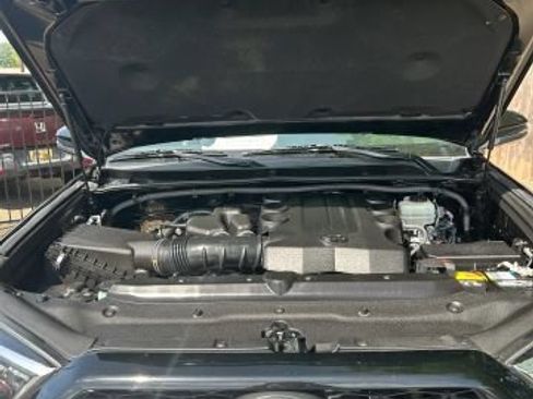 Used 2016 Toyota 4Runner Limited AWD/4WD image 44