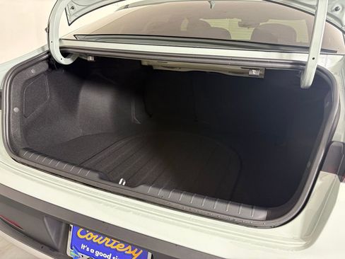 New 2026 Kia K4 LXS image 18