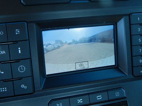 Used 2022 Ford F250 XL w/ Power Equipment Group RWD image 25