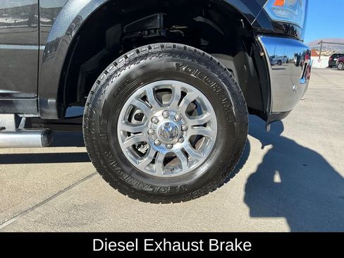 Used 2018 RAM 2500 Laramie w/ Convenience Group image 19