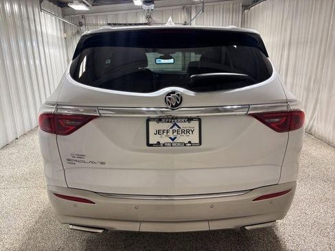 Used 2023 Buick Enclave Essence w/ Experience Buick Package image 5