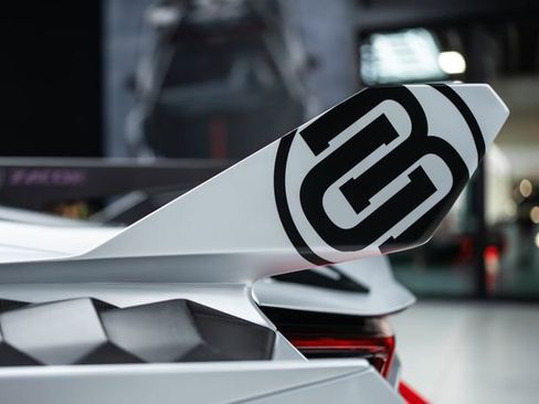 Used 2025 Lamborghini Revuelto AWD/4WD image 25