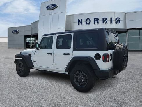 Used 2024 Jeep Wrangler Unlimited Sport AWD/4WD image 3