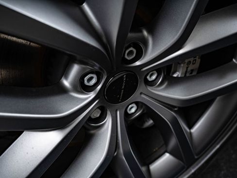 New 2026 Land Rover Range Rover Sport SE AWD/4WD image 8