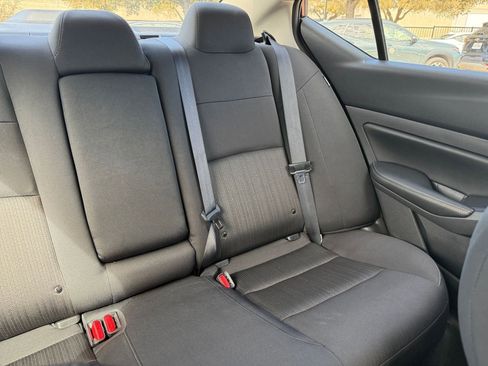 Used 2025 Nissan Altima 2.5 SV image 37