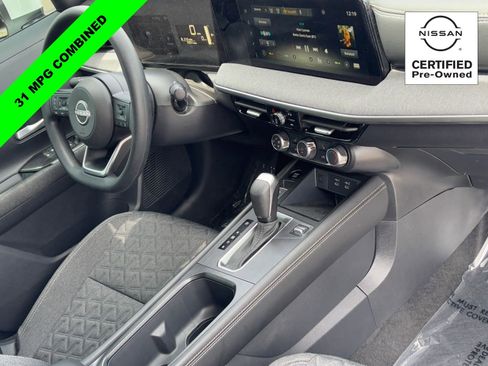 Certified 2025 Nissan Kicks SV w/ SV Premium Package AWD/4WD image 9