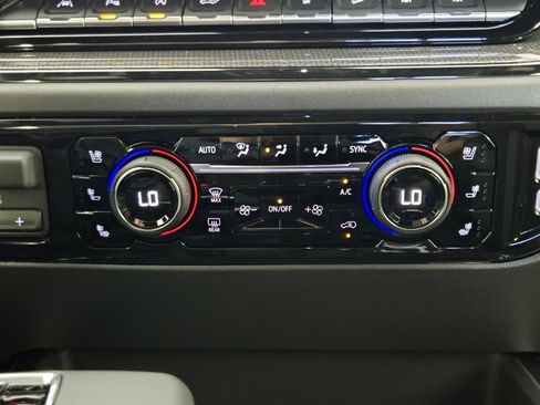 New 2026 Chevrolet Silverado 1500 ZR2 AWD/4WD image 19