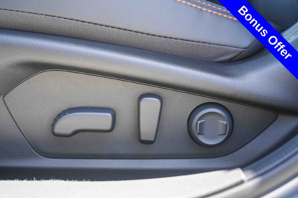 New 2026 Subaru Crosstrek 2.5i Limited w/ Crosstrek Mirror Package AWD/4WD image 23