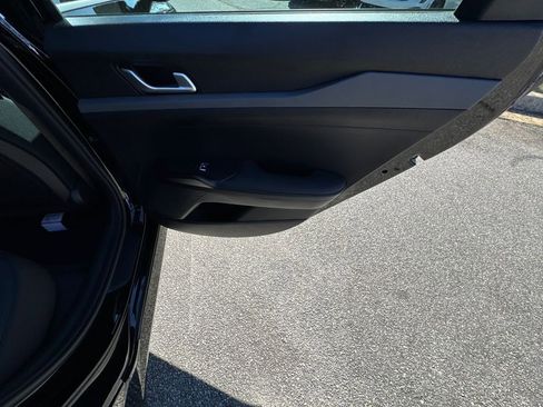 New 2026 Kia K5 LXS FWD image 16