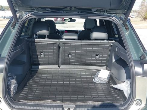 New 2026 Volkswagen Tiguan SE R-Line AWD/4WD image 11