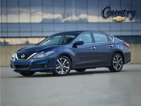 Used 2016 Nissan Altima 2.5 S w/ Power Driver Seat Package FWD image 1