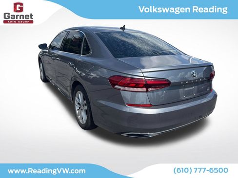 Used 2020 Volkswagen Passat 2.0T SE FWD image 3