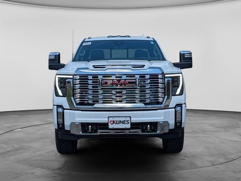 New 2026 GMC Sierra 3500 Denali w/ Denali Reserve Package AWD/4WD image 2
