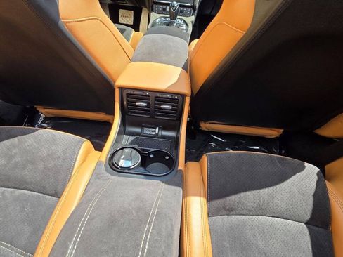 Used 2018 Maserati GranTurismo Sport RWD image 21