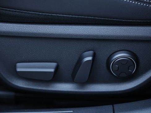 New 2026 Genesis G70 2.5T Prestige image 25