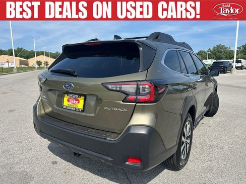 Used 2024 Subaru Outback Premium AWD/4WD image 3