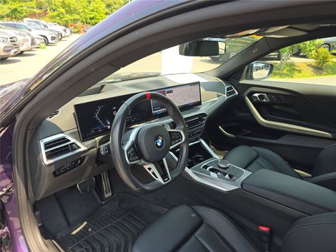 Used 2025 BMW M240i Coupe RWD image 17
