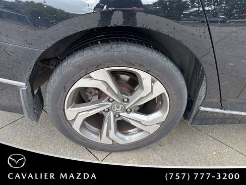 Used 2018 Honda Accord EX-L image 22