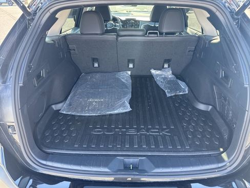 Certified 2025 Subaru Outback Limited image 17