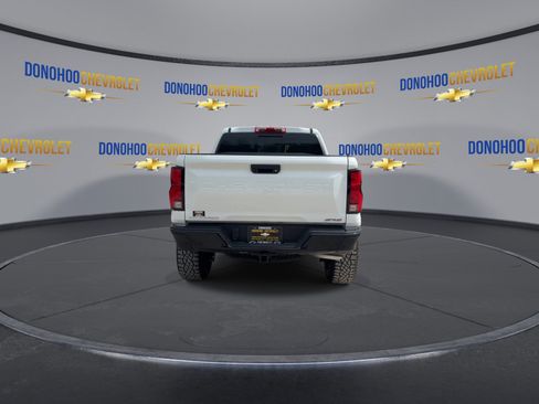 New 2026 Chevrolet Colorado ZR2 w/ Technology Package AWD/4WD image 10