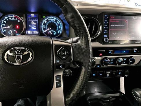 Certified 2021 Toyota Tacoma Limited AWD/4WD image 31