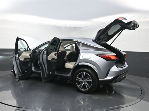 Used 2023 Lexus RX 350 Premium image 38