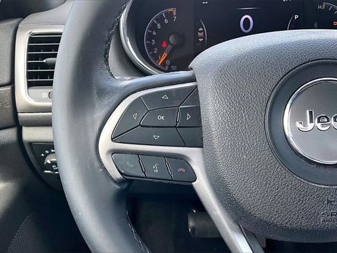 Certified 2018 Jeep Grand Cherokee Laredo image 6