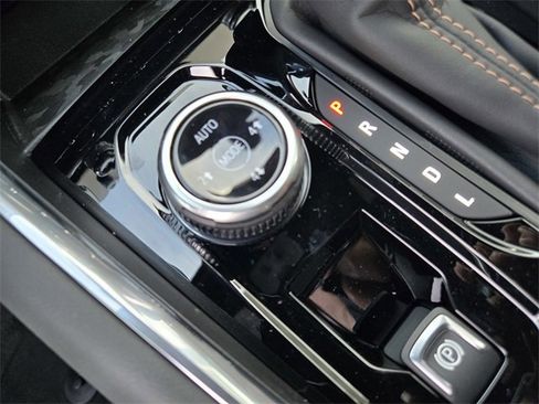 New 2026 GMC Canyon AT4 image 19