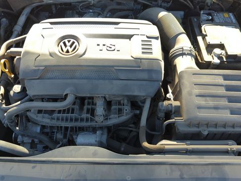 Certified 2019 Volkswagen Jetta GLI Autobahn image 21