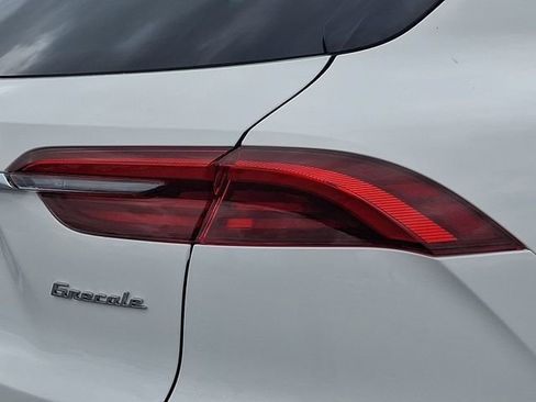 Used 2025 Maserati Grecale GT AWD/4WD image 24