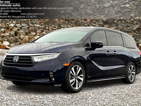 Used 2023 Honda Odyssey Touring image 1