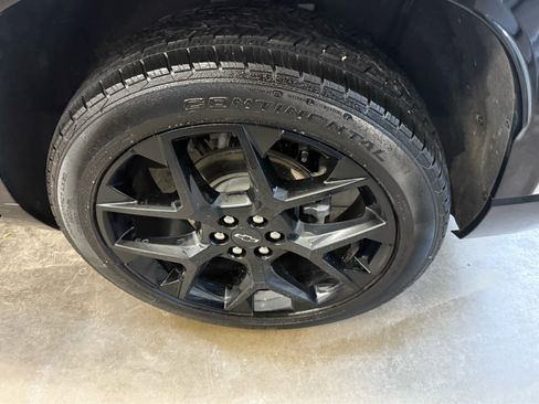 Used 2024 Chevrolet Traverse RS image 10