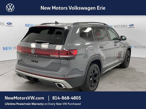 New 2026 Volkswagen Atlas Peak Edition AWD/4WD image 4