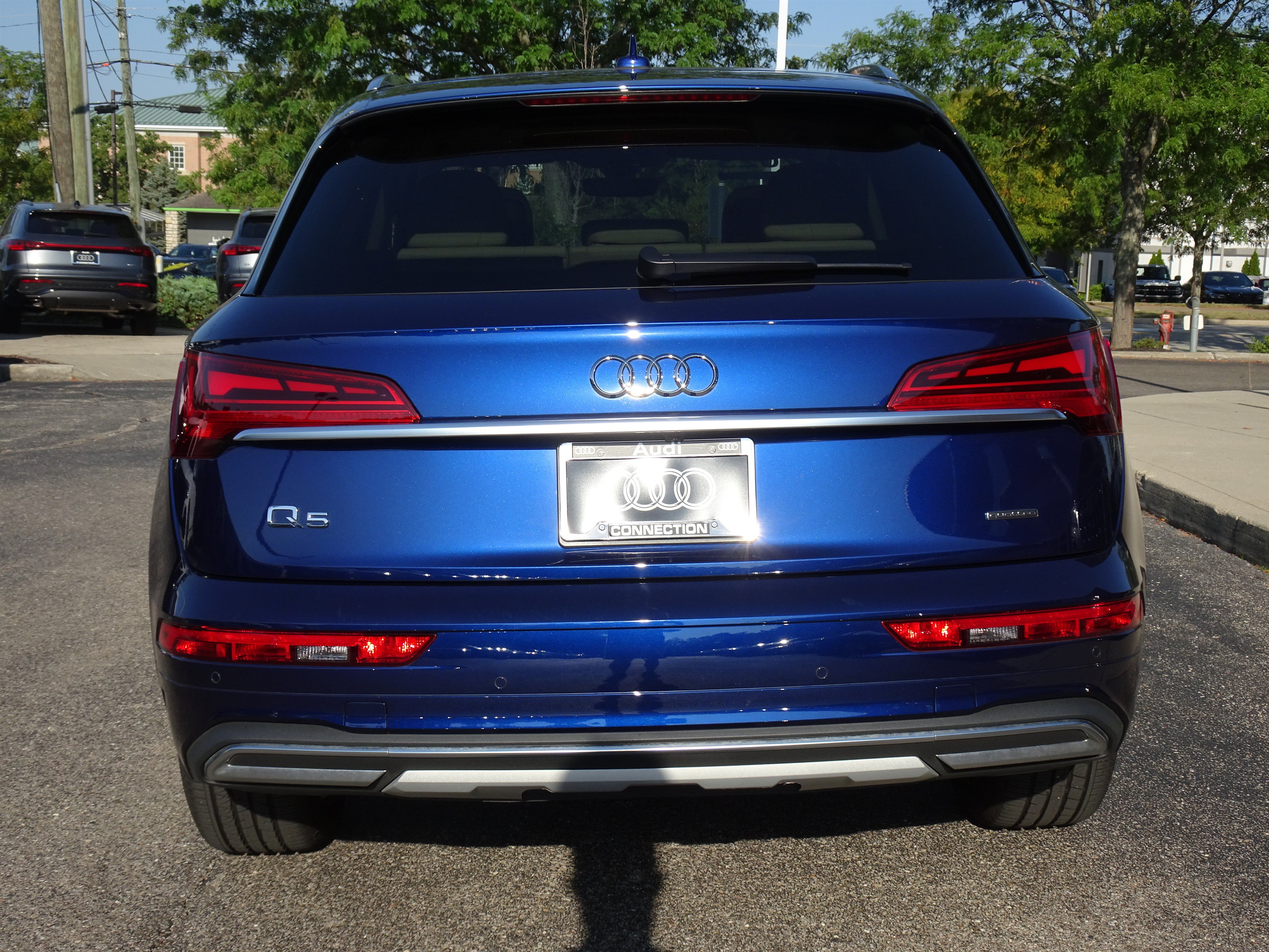 Certified 2024 Audi Q5 Premium Plus AWD/4WD image 4