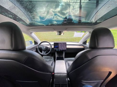 Used 2018 Tesla Model 3 image 6