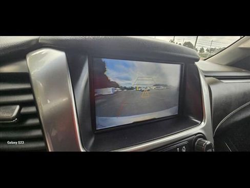 Used 2020 Chevrolet Suburban Premier image 19