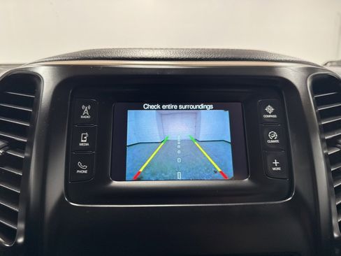 Used 2018 Jeep Cherokee Sport image 16