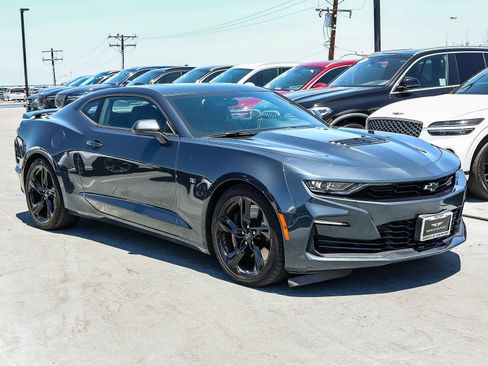 Used 2023 Chevrolet Camaro SS RWD image 3