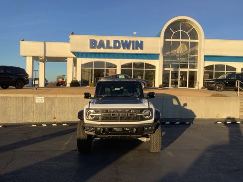 New 2025 Ford Bronco Raptor image 2