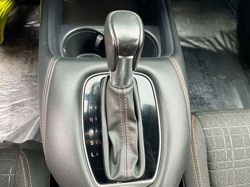 Used 2024 Honda HR-V Sport image 16