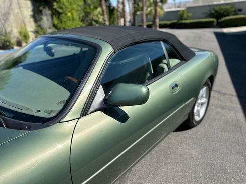 Used 1999 Jaguar XK8 Convertible RWD image 18