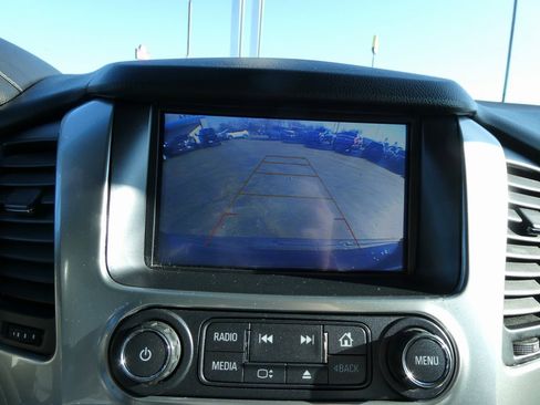 Used 2020 Chevrolet Tahoe LT image 30